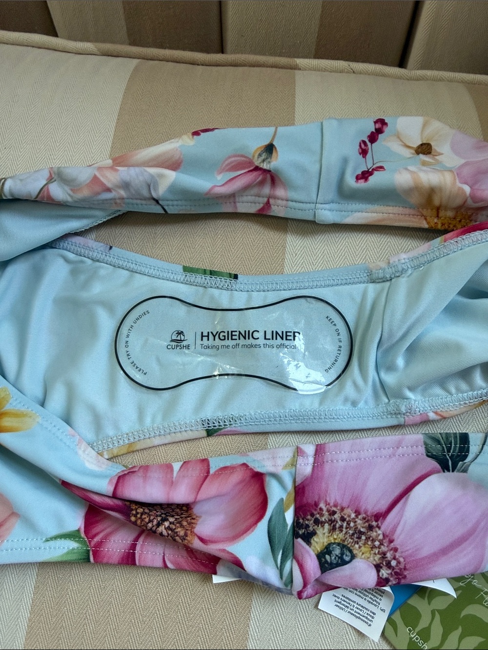 Cupshe Light Blue Floral Ruffle Bikini Set - Picture 9 of 9
